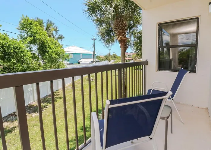 Ocean Village Club L23