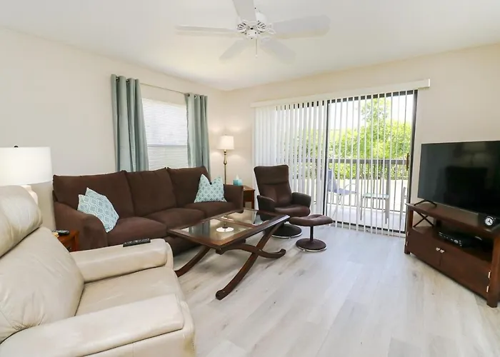 Ocean Village Club L23