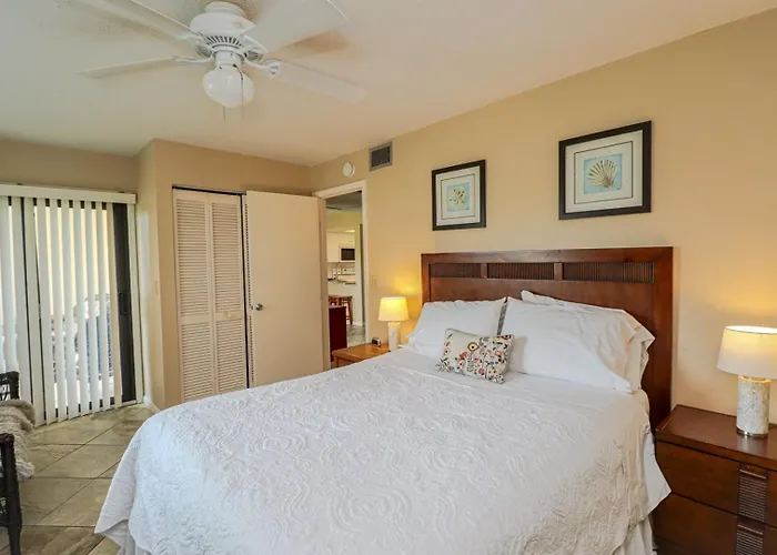 Ocean Village Club D16